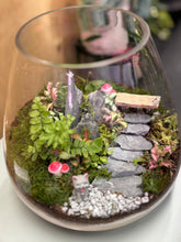 Load image into Gallery viewer, Large Terrarium